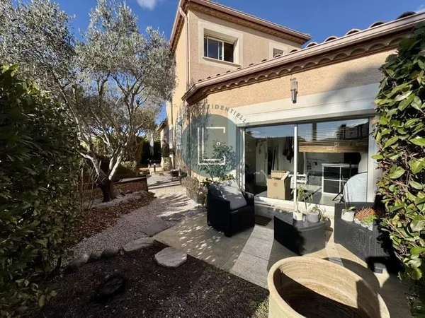 Villa 5 pièces 117 m²