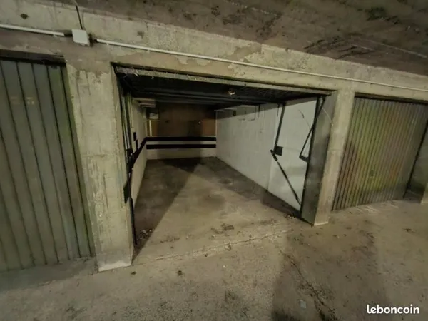 Garage/box 12 m² Strasbourg