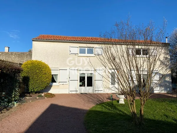 Maison Petosse 5 pièce(s) 124.34 m2