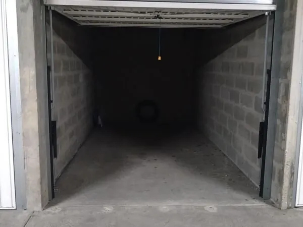 Garage fermé