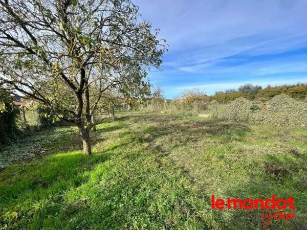 Terrain 626 m²