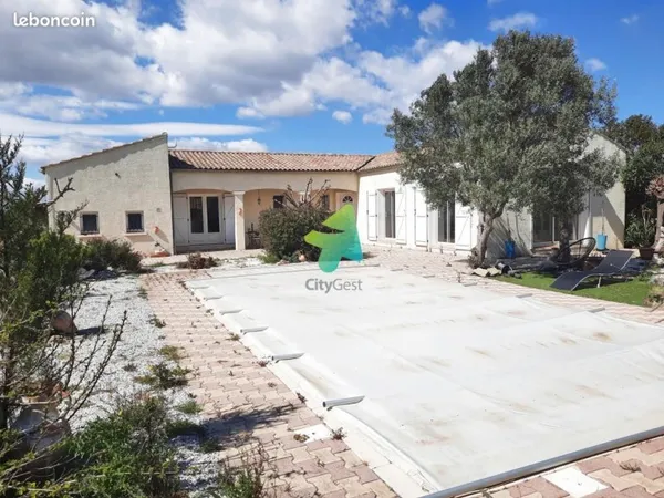 Villa 7 pièces 178 m²