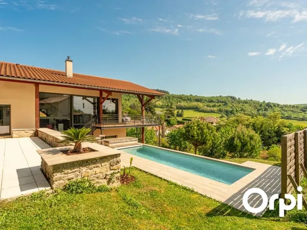 Maison 6 pièces 180 m²