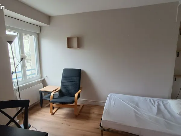 Studio meublé