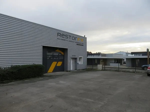 Entrepôt / local industriel 600 m2