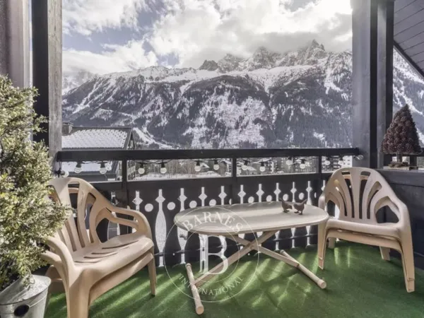BARNES CHAMONIX - BALCON DU SAVOY - APPARTEMENT DUPLEX - VUE MA
