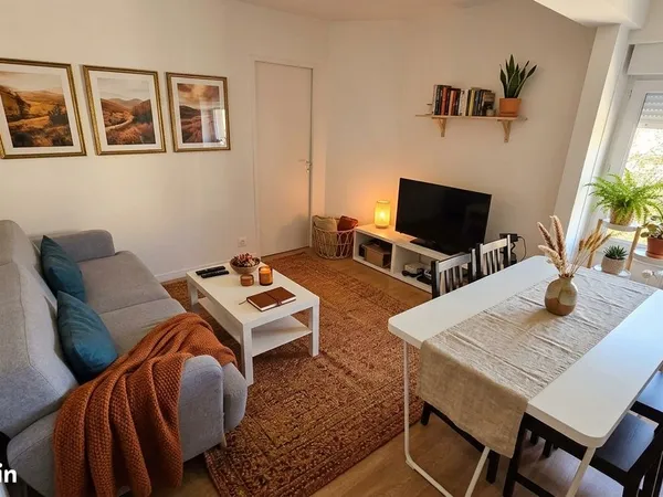 Chambres meublées en colocation - bail individuel - tout compris dont chauffage, électricité, box, e