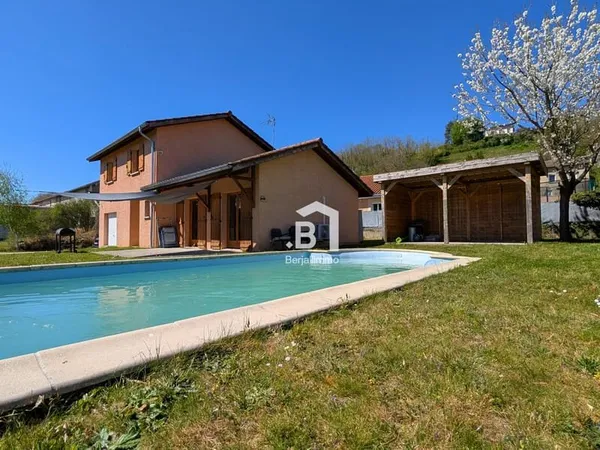 MAISON FAMILIALE 5 pièces 101 m2