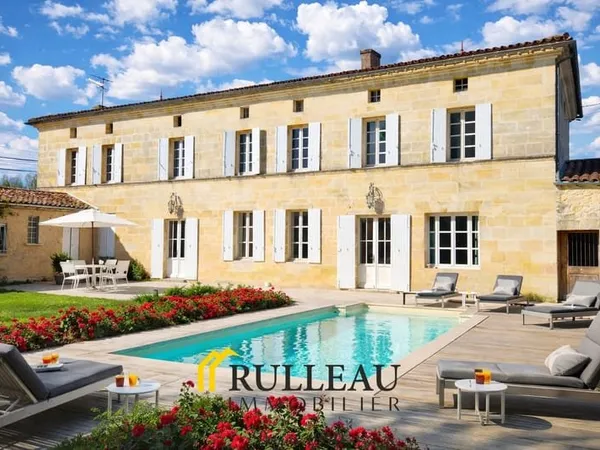 PROPRIETE EN PIERRE - SAINT ANDRE DE CUBZAC CENTRE - 220M2 -