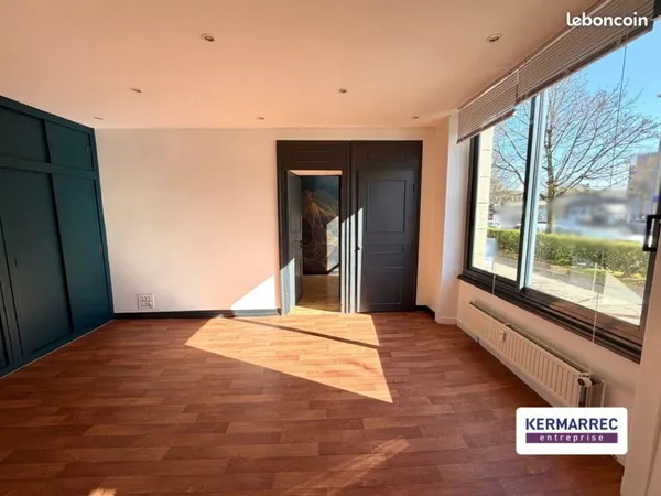 Bureaux 80 m² Vannes