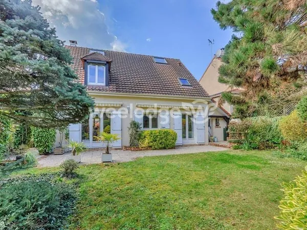 Maison 6 pièces 160 m²