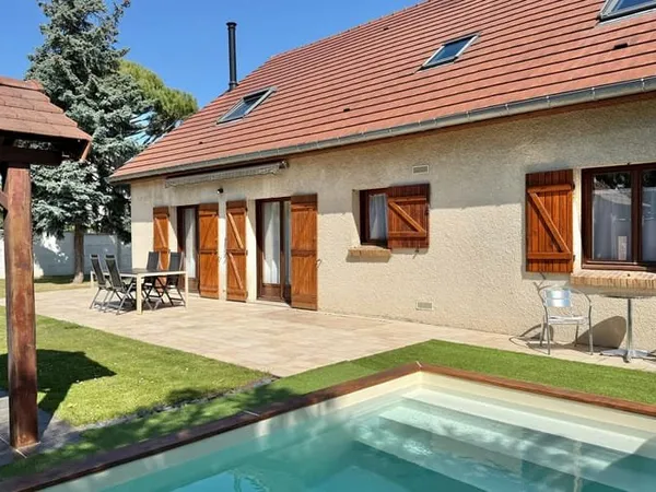Maison 8 pièces 183 m²