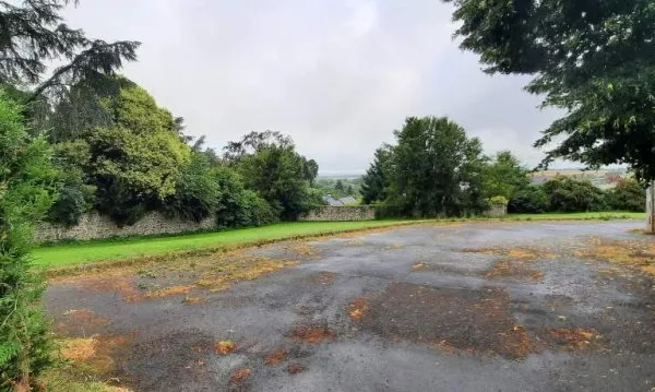 Terrain 750 m²