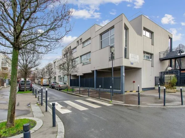 Bureaux 780 m²
