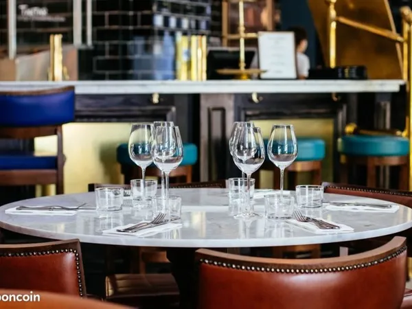 Restaurant 115 m² PARIS