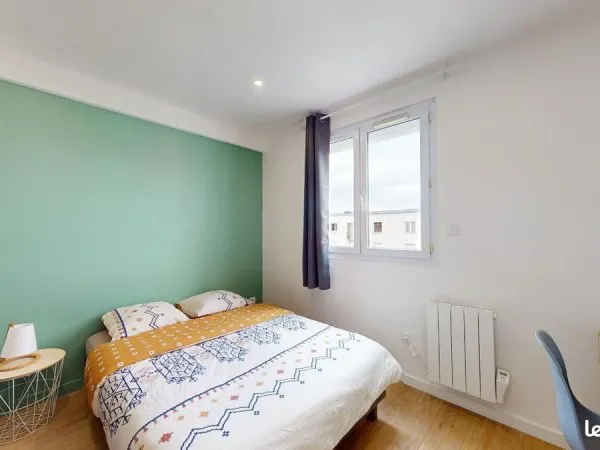 Chambre meublée avec SDB privative