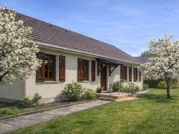 Maison de plain-pied 5 pièces 93 m²