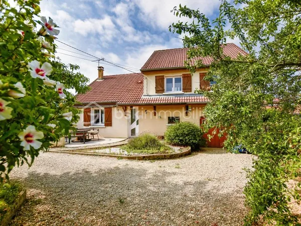 Maison 5 pièces 100 m²