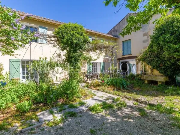 A Vendre Maison Avec Grange Et Piscine L'isle Sur La Sorgue Luberon Provence