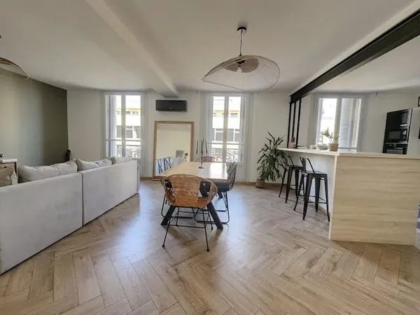 Appartement 5 pièces 138 m²