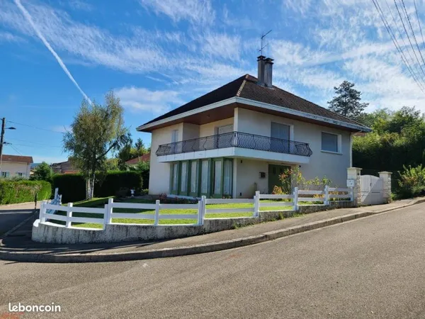 Maison St Jean le Vieux