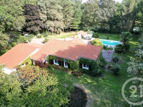 Maison 6 pièces 153 m²