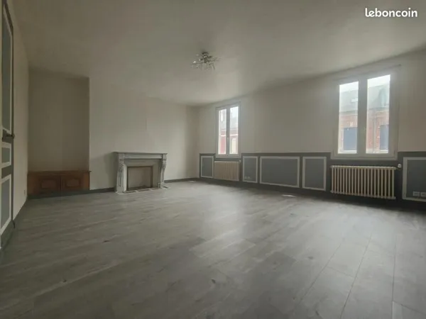 Duplex/Triplex 5 pièces 90 m²