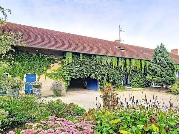 Maison 9 pièces 278 m²