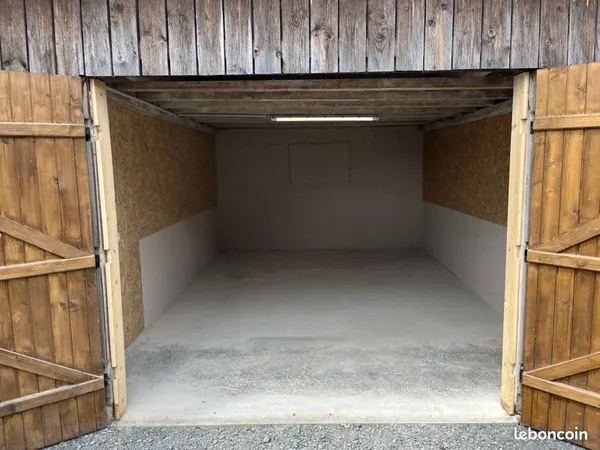 Boxs de stockage à louer - 20m2 - Jarzé