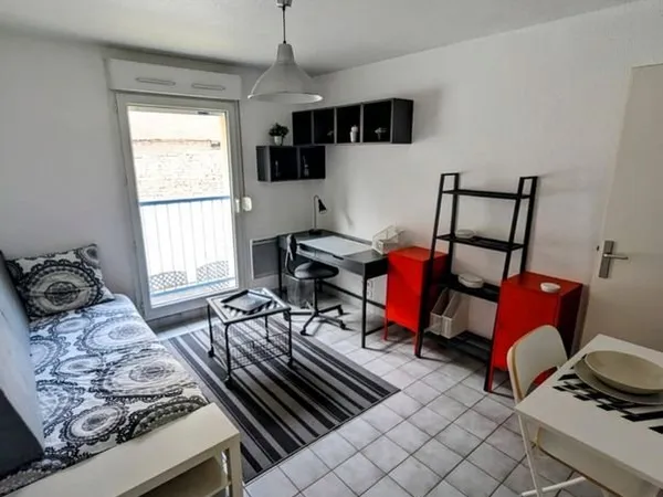 Location studio meublé 18 m² - Nancy proche Place Carnot