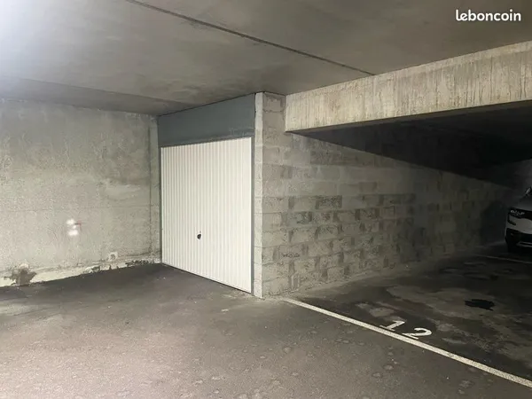 Box garage fermé