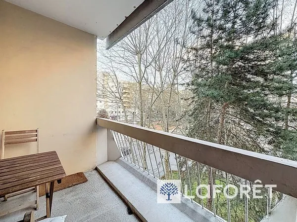 Lyon 3 Part dieu, T2 de 55 m² avec balcon