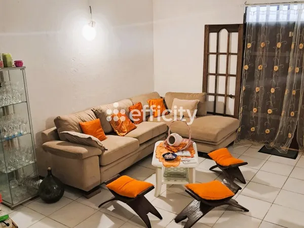 Maison 11 pièces 246 m²