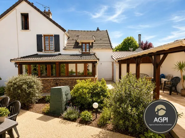 Maison à Vendre à Saclay Bourg