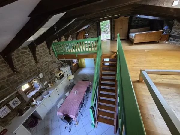 Maison de campagne en pierre Vue dégagée et cadre paisible