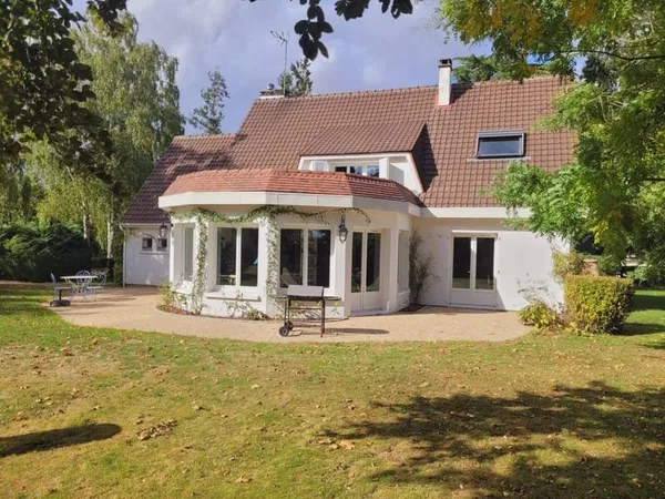 Maison 7 pièces 200 m²