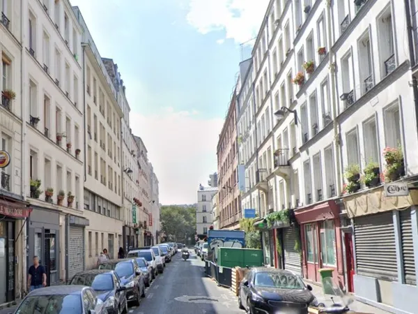 Local commercial 72 m² PARIS