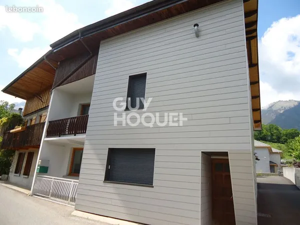 Immeuble 10 pièces 352 m²