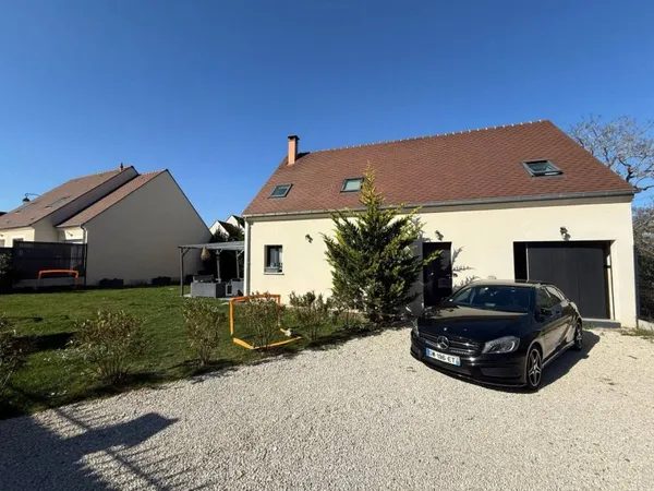 Maison 11 pièces 205 m²