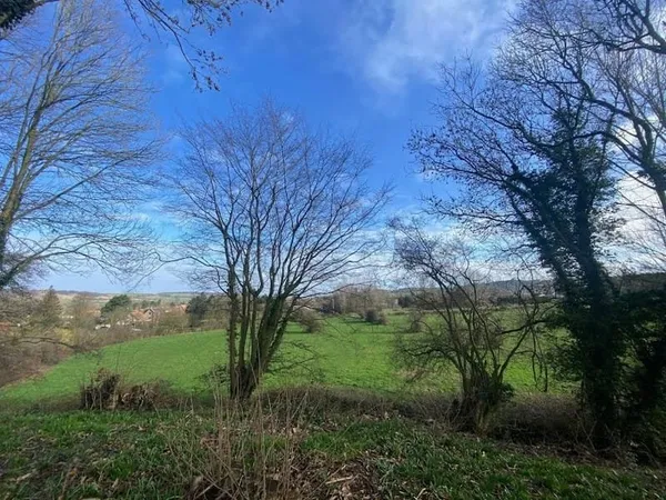 Terrain 2000 m²