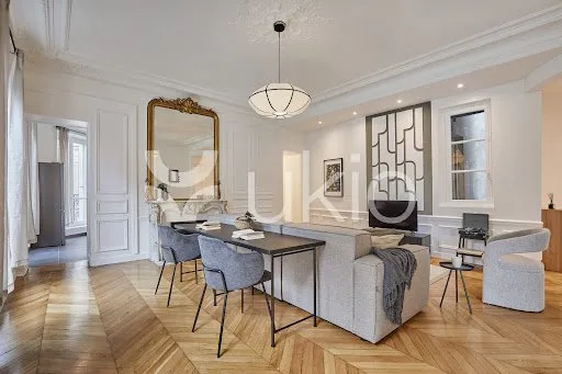 Appartement 5 pièces 154 m²