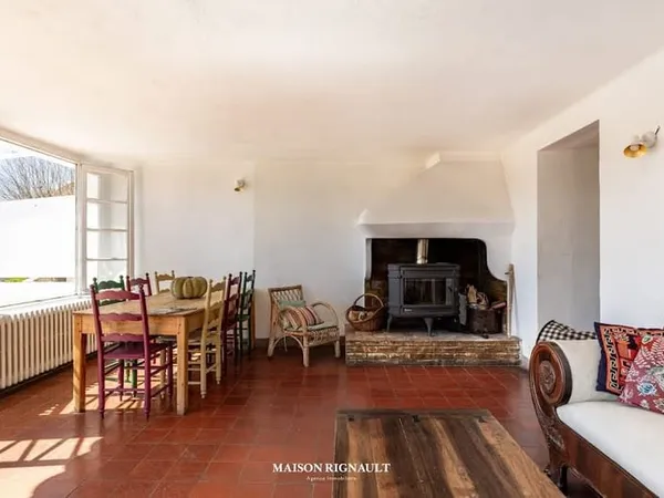 Maison 18 pièces 393 m²