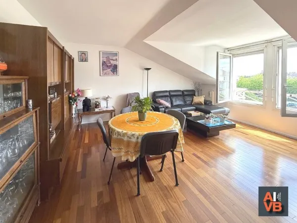 Appartement 4 pièces 87 m²