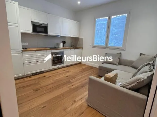 NICE EST - 2 CHAMBRES +SALON+ BUREAU - BIEN ATYPIQUE À FORT POTENTIEL