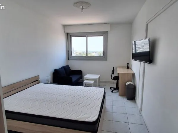 Belle chambre dans colocation renovee