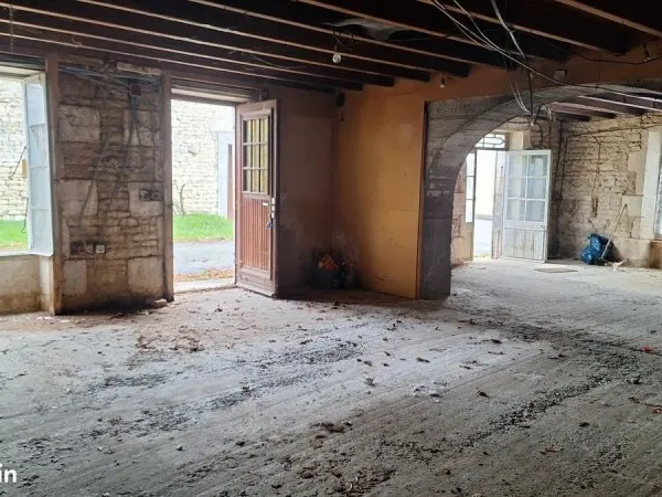 Maison de village non mitoyenne 8 pièces 256m²