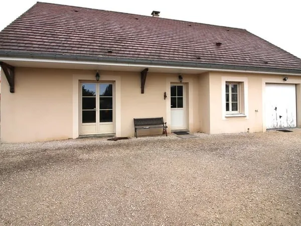 AGENCOURT Maison de plain pied 2 chambres