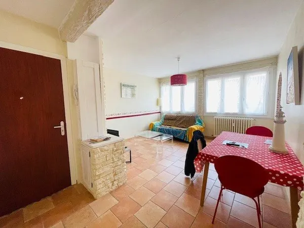 ALES - CENTRE VILLE - APPARTEMENT T3 - CAVE + PARKING