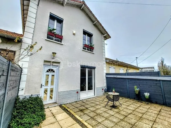 Maison rénovée avec goût - Bagneaux-sur-Loing