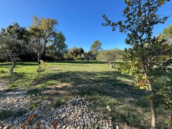 Terrain en individuel 1622 m²
